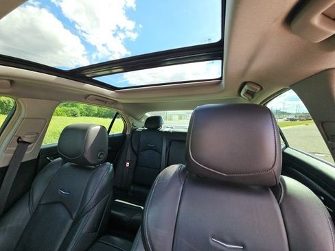 Used 2018 Cadillac CTS Luxury RWD image 17