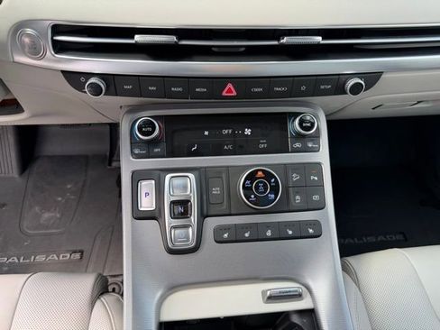 Used 2023 Hyundai Palisade Calligraphy w/ Winter Package AWD/4WD image 28
