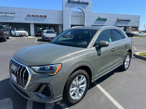 Used 2022 Audi Q3 2.0T Premium AWD/4WD image 6