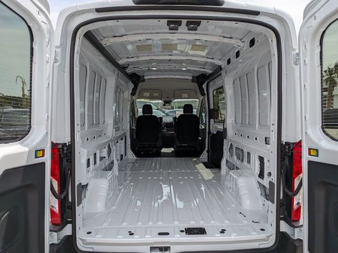 New 2026 Ford Transit 250 148 Medium Roof RWD image 7
