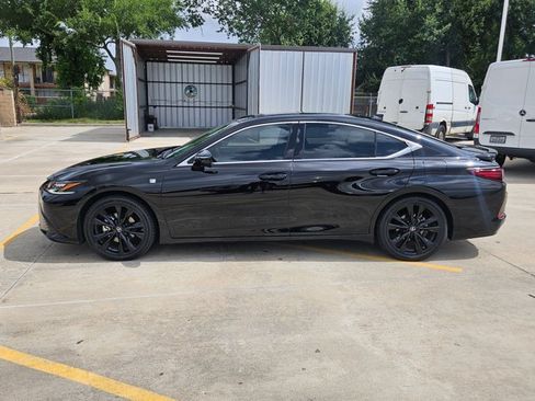 Used 2024 Lexus ES 350 F Sport w/ Accessory Package (Z2) FWD image 8