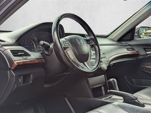 Used 2011 Honda Crosstour EX-L image 9