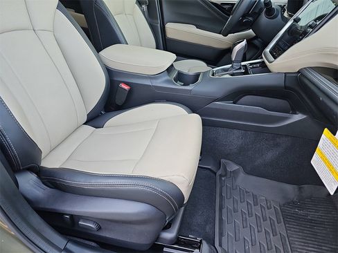 Certified 2025 Subaru Outback Limited image 10