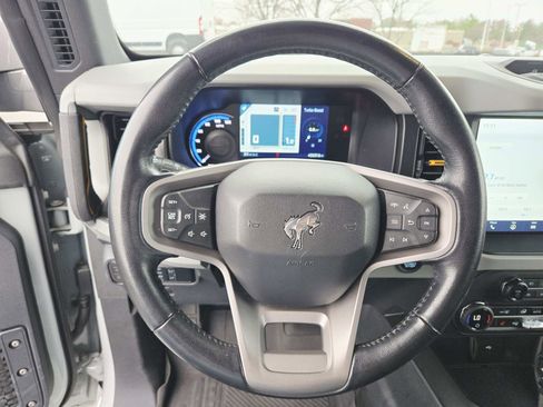 Used 2023 Ford Bronco Badlands w/ Sasquatch Package image 22