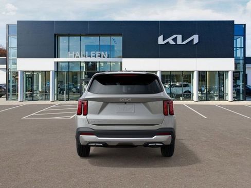 New 2026 Kia Sorento LX image 5