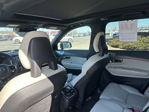 Used 2020 Volvo XC90 T6 R-Design w/ Protection Package Premier image 36