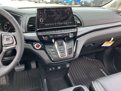 New 2026 Honda Odyssey Elite image 10