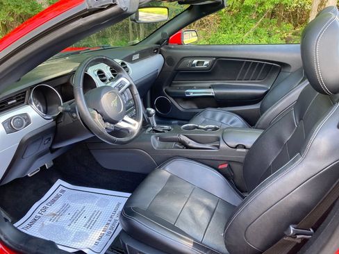 Used 2015 Ford Mustang Premium RWD image 12