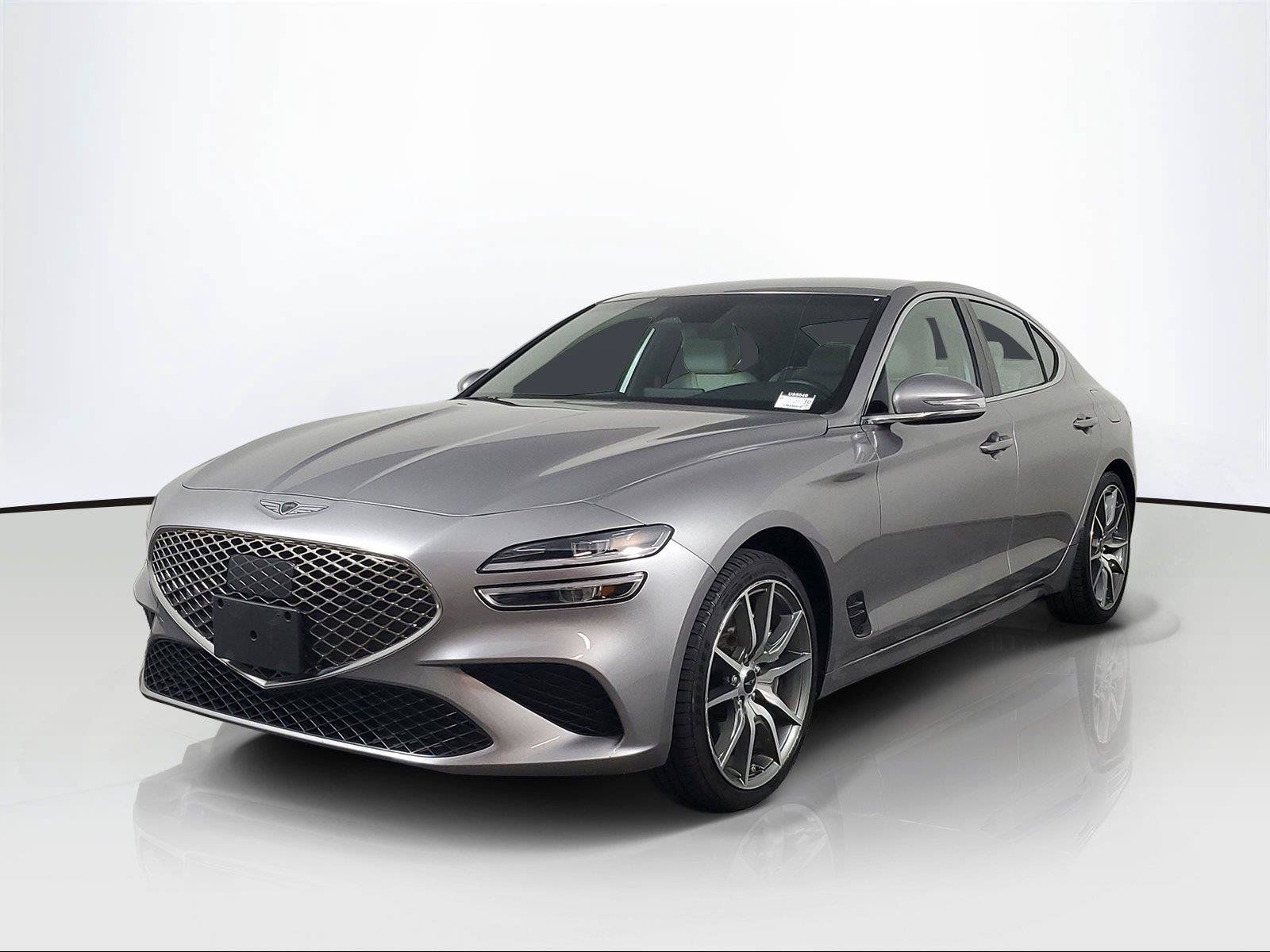 Used 2024 Genesis G70 2.5T AWD/4WD image 3