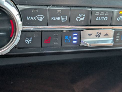 Used 2022 Ford F150 King Ranch w/ Equipment Group 601A High AWD/4WD image 24