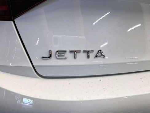 Used 2024 Volkswagen Jetta S image 30