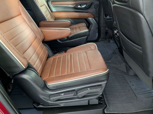 Used 2023 GMC Yukon XL Denali Ultimate image 34