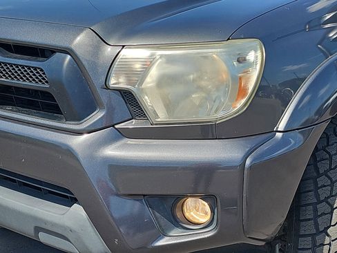 Used 2015 Toyota Tacoma PreRunner w/ TRD Sport Package image 29