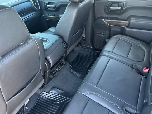 Used 2021 Chevrolet Silverado 1500 LT w/ Diesel Off-Road Package AWD/4WD image 4