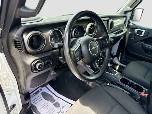 Used 2022 Jeep Wrangler Unlimited Sport image 10