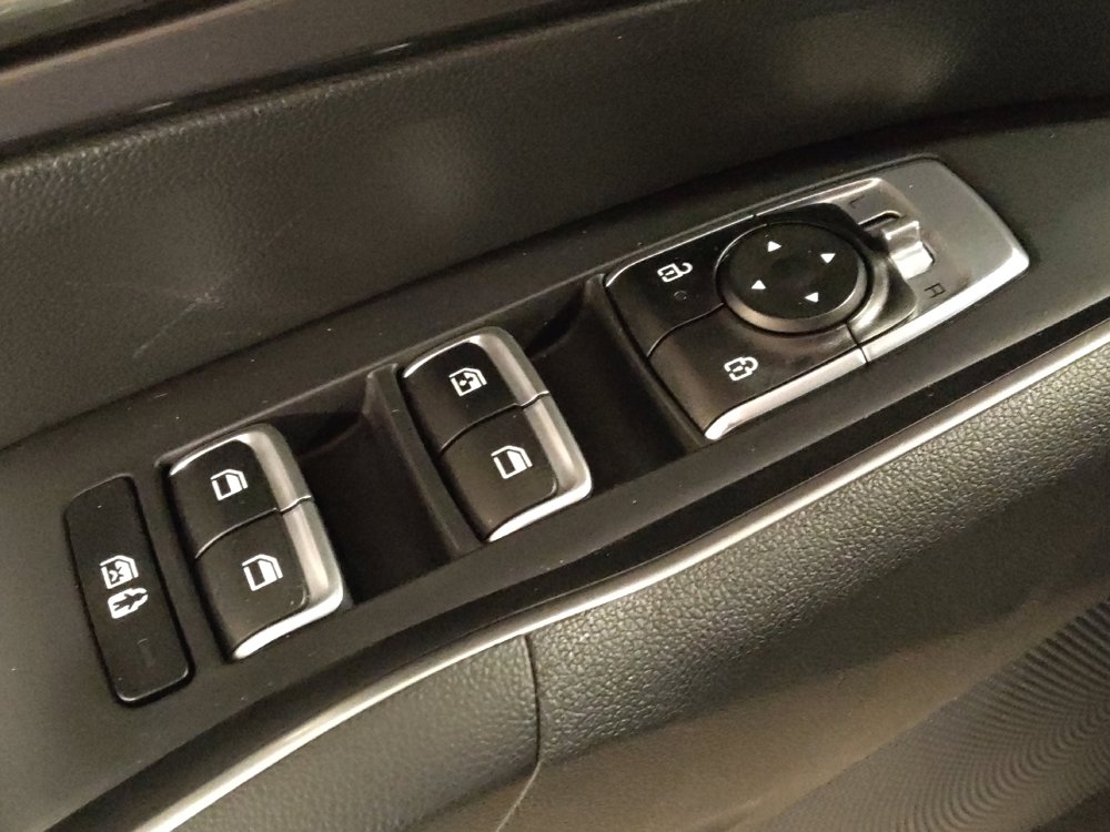 Used 2024 Kia Sorento S FWD image 27