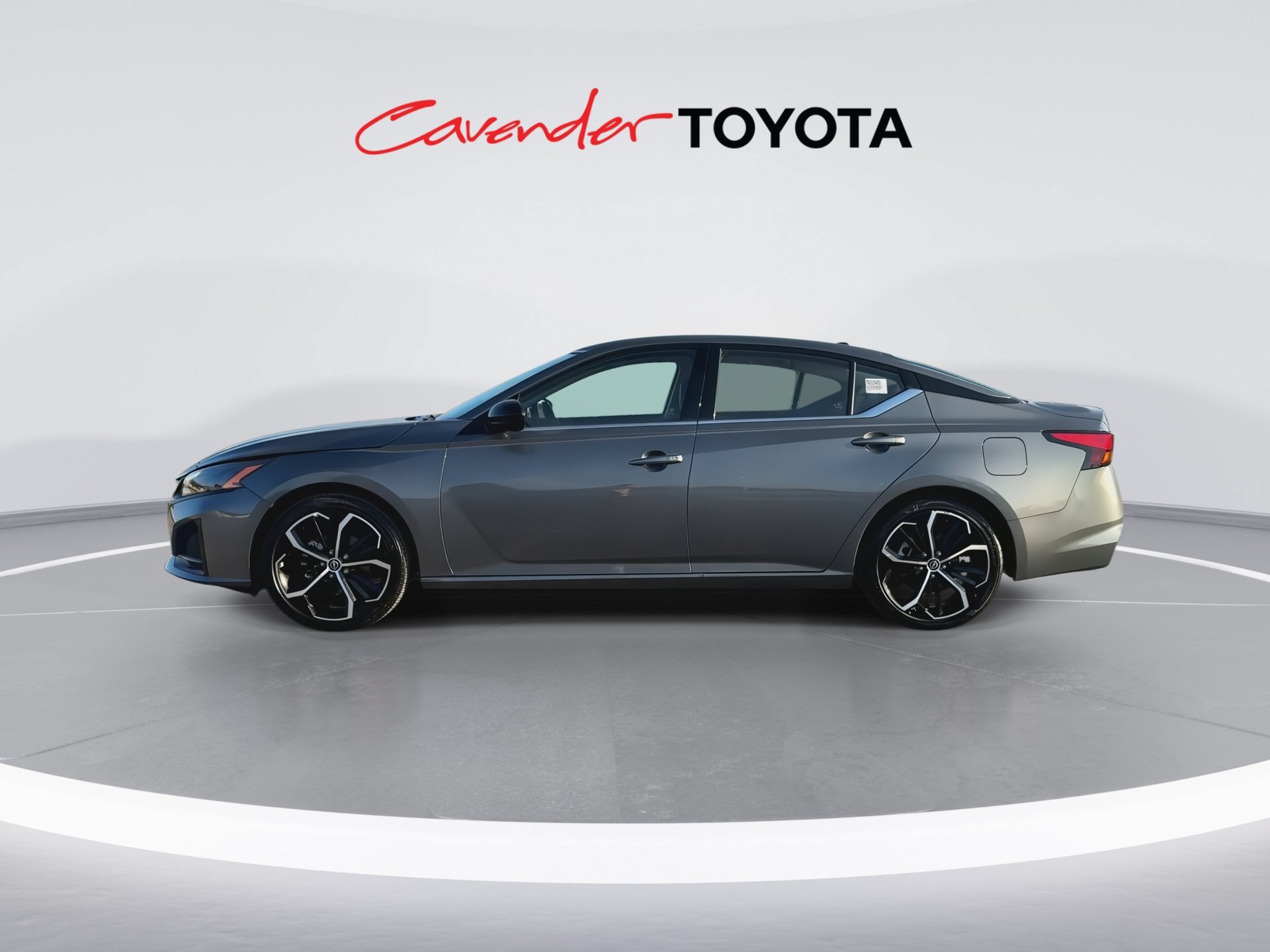 Used 2026 Nissan Altima 2.5 SR FWD image 5