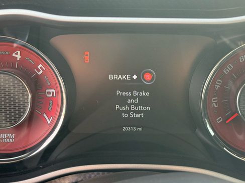 Used 2016 Dodge Challenger SRT Hellcat image 17