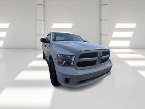 Used 2016 RAM 1500 Express image 3