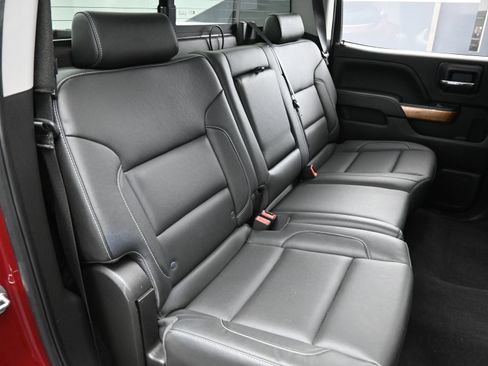 Used 2018 Chevrolet Silverado 1500 LTZ image 14