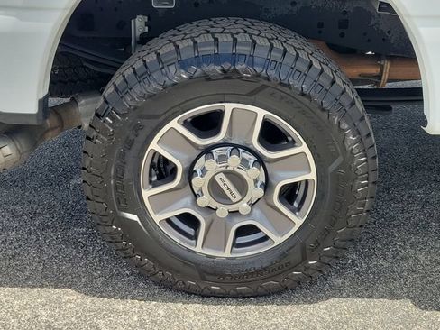 Certified 2026 Ford F250 Lariat AWD/4WD image 6