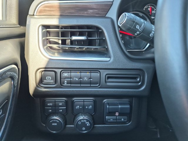 Used 2023 Chevrolet Suburban LS w/ Driver Alert Package AWD/4WD image 20