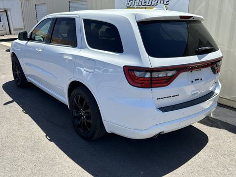 Used 2019 Dodge Durango GT RWD image 2