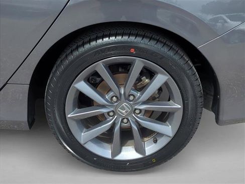 Used 2021 Honda Civic EX image 9