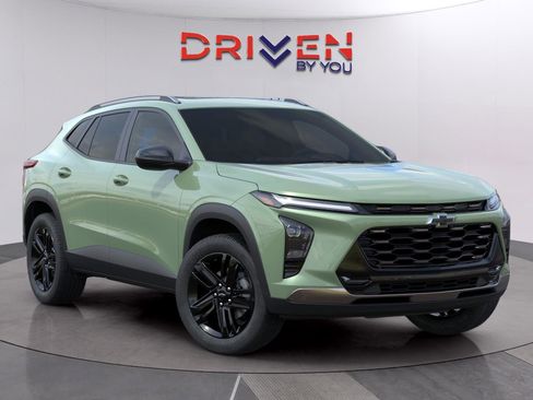 New 2026 Chevrolet Trax ACTIV w/ Sunroof Package FWD image 5