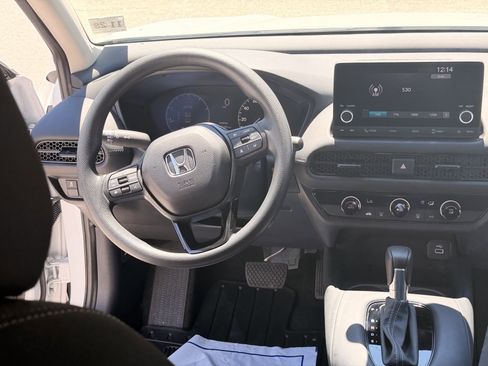 Used 2024 Honda HR-V LX image 19