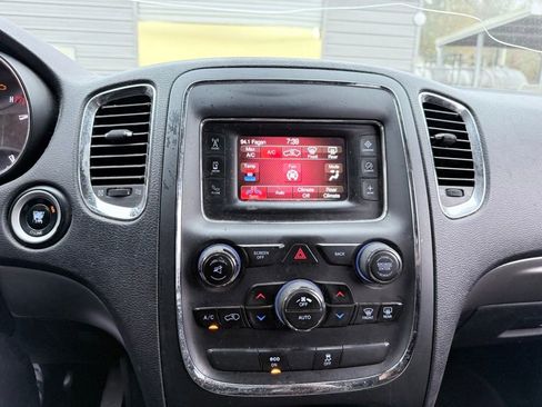 Used 2015 Dodge Durango SXT image 16