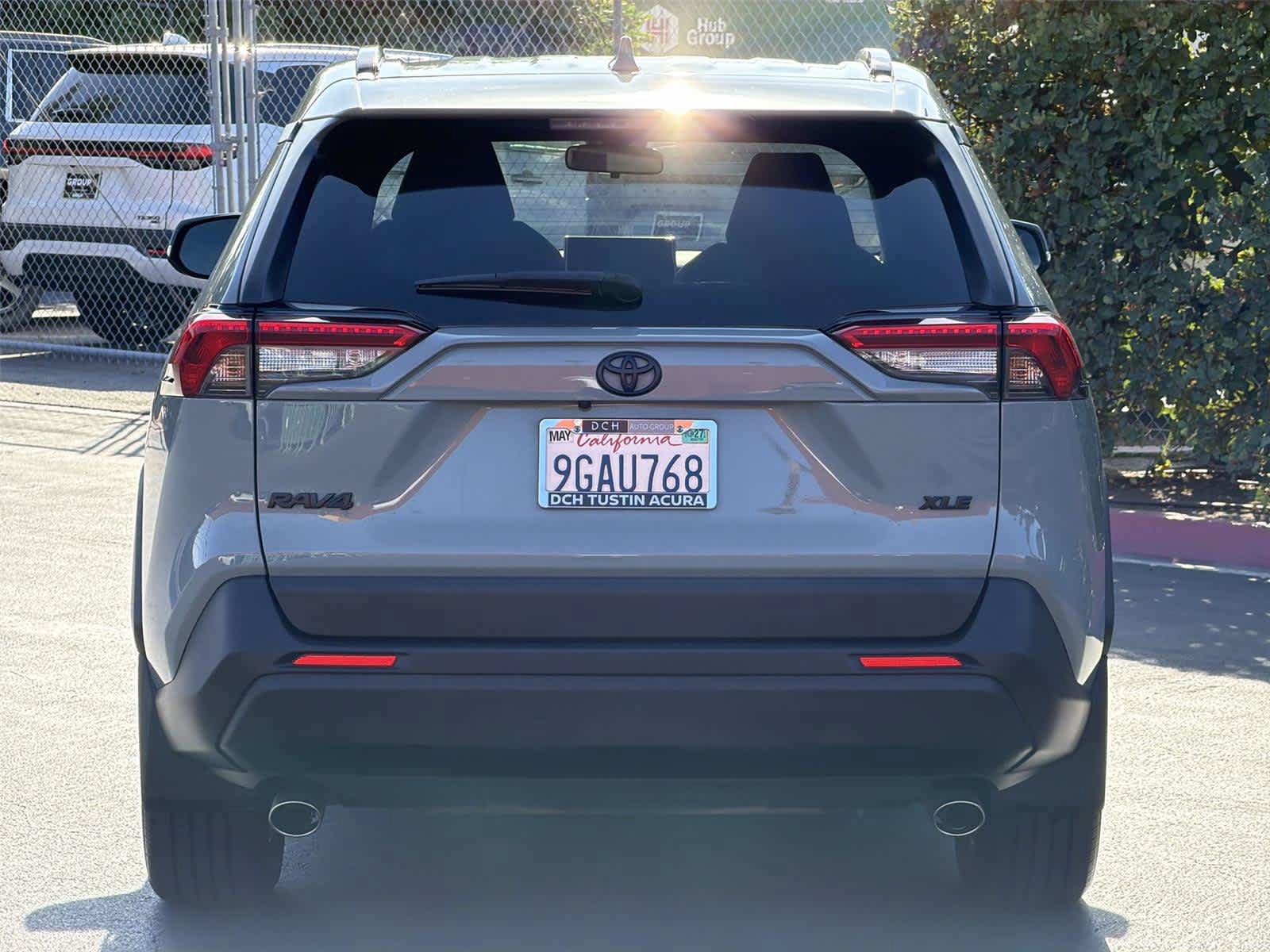 Used 2023 Toyota RAV4 XLE Premium FWD image 6