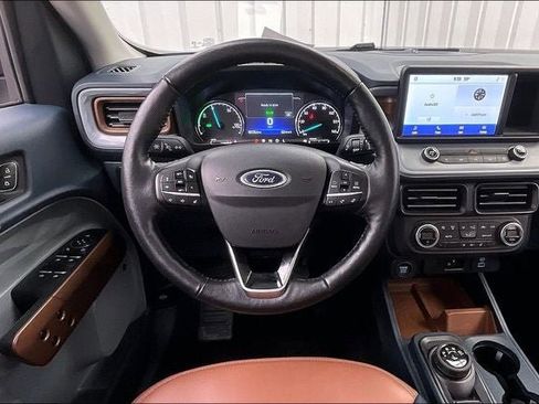 Used 2022 Ford Maverick Lariat w/ Lariat Luxury Package FWD image 5