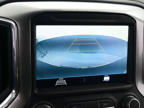 Used 2021 Chevrolet Silverado 1500 LT image 18