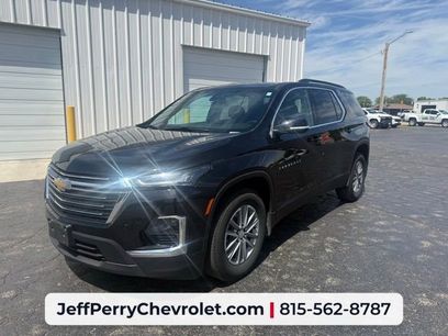 Used 2023 Chevrolet Traverse LT