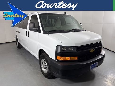 Used 2023 Chevrolet Express 3500 LS RWD image 1