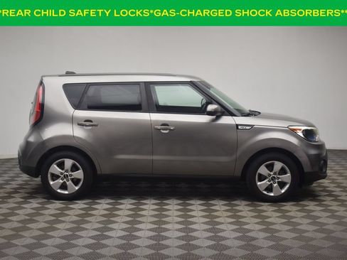 Used 2019 Kia Soul w/ Option Group 020 FWD image 10