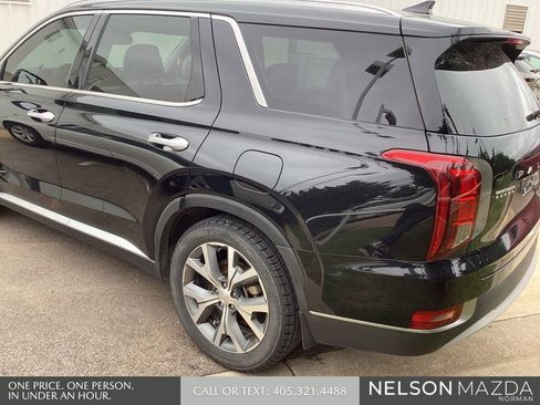 Used 2022 Hyundai Palisade SEL w/ Premium Package image 8