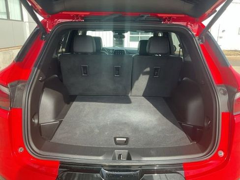 Used 2022 Chevrolet Blazer RS w/ Enhanced Convenience Package image 28