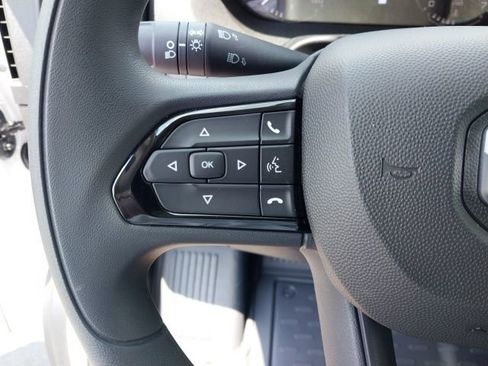 New 2025 RAM ProMaster 2500 w/ Convenience Group image 8