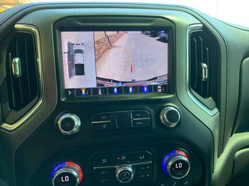 Used 2022 GMC Sierra 2500 Denali w/ Denali Ultimate Package AWD/4WD image 37