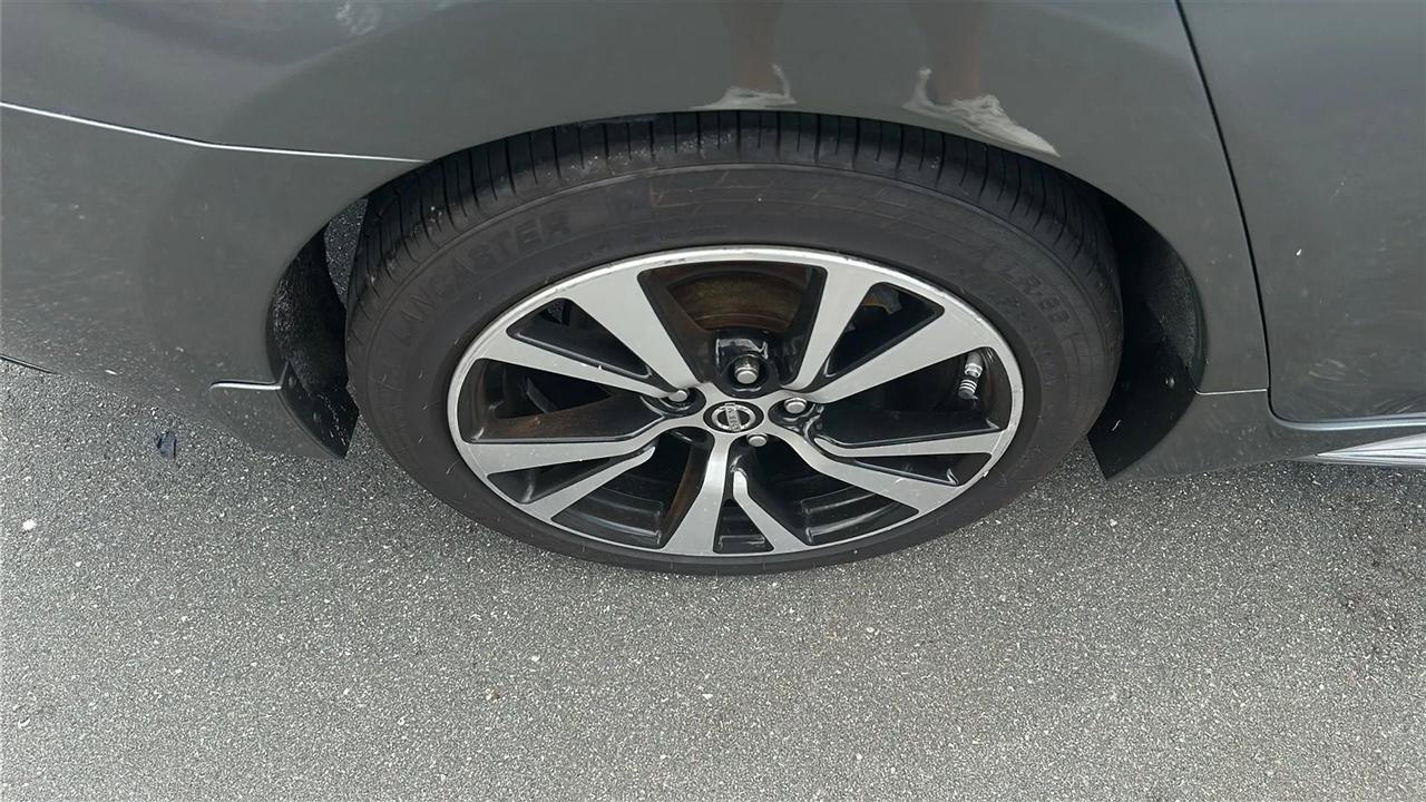 Used 2016 Nissan Maxima 3.5 SL FWD image 14