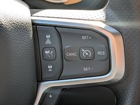 New 2026 RAM 1500 Express AWD/4WD image 24