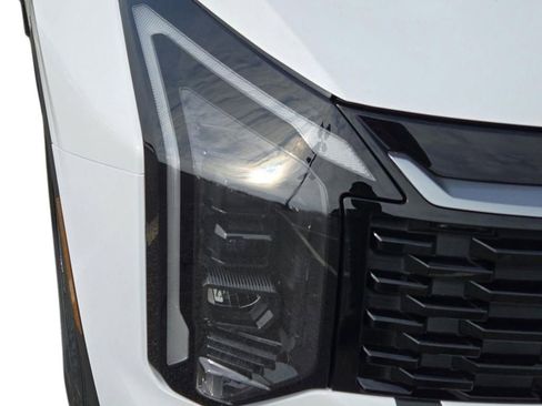 New 2026 Kia Sportage EX w/ EX Panorama Roof Package FWD image 5