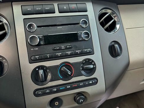 Used 2008 Ford Expedition XLT image 43