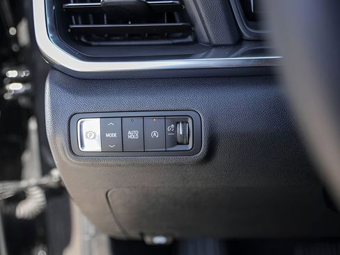 Used 2026 GMC Terrain Elevation w/ Black Edition FWD image 18