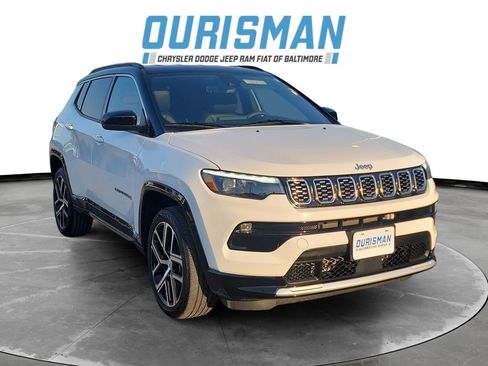 Used 2024 Jeep Compass Limited w/ Elite Group AWD/4WD image 1