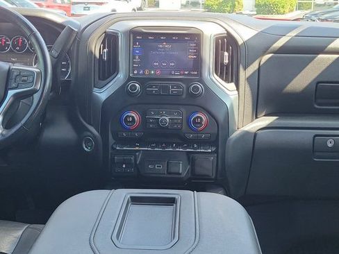 Used 2021 Chevrolet Silverado 1500 LT Trail Boss w/ LT Trail Boss Premium Package AWD/4WD image 5