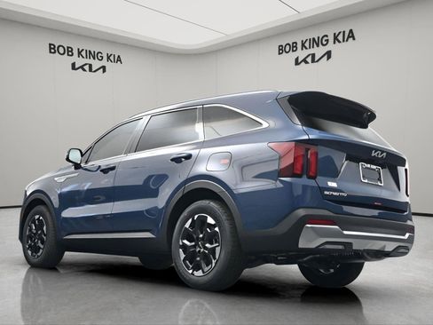 New 2026 Kia Sorento S w/ S Panoramic Sunroof Package FWD image 12