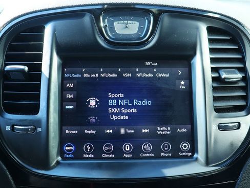 Used 2018 Chrysler 300 S image 46